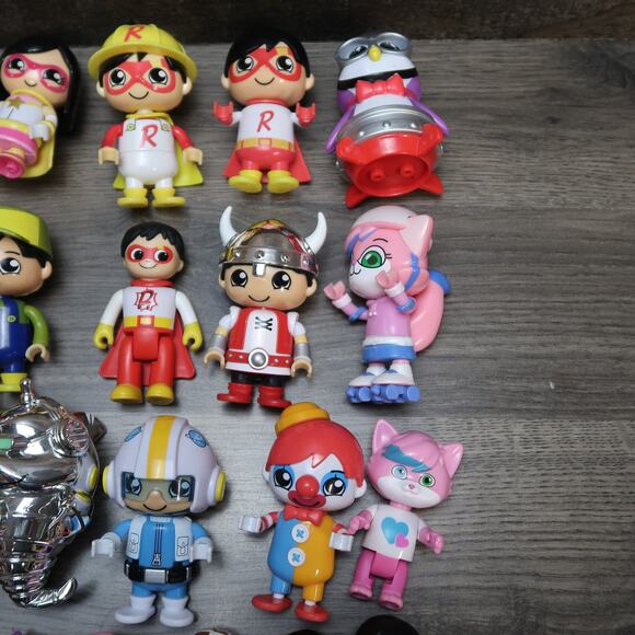 Ryans World Figures Large Lot - Picture 3 of 6